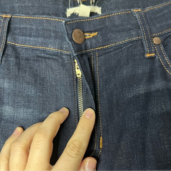 EILEEN FISHER Organic Soft Cotton Step Hem Dark Wash Skinny Jeans - Picture 5 of 9